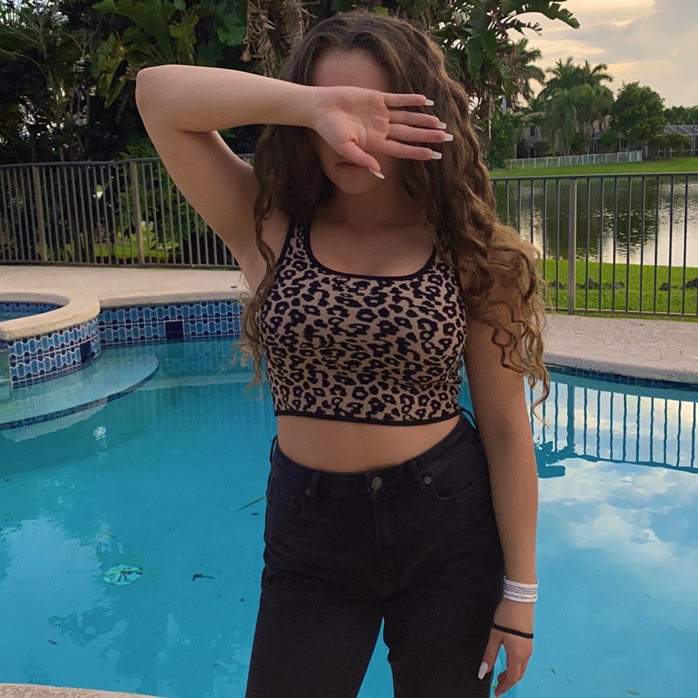 PacSun Kendall & Kylie cheetah print women’s medium tank top
